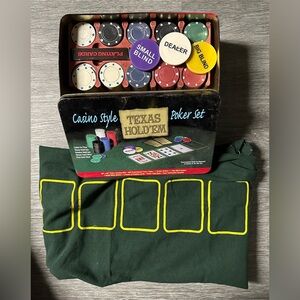 Texas Hold'em Poker Set with Chips and Dealer Buttons